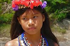 panama embera puru park indianen chagres willaert rita large girl indigena nina reserved rights some