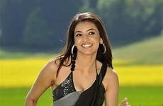 kajal agarwal saree hot navel stills movie aggarwal veera actress show spicy cleavage tamil indian deep hq telugu water quality