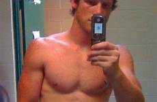 selfie shirtless frat divindades dudes