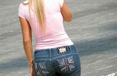 butts candid jeans bubble perfect milf voyeur street tight girls blonde butt ass big sexy divine milfs spandex blond booty