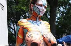 bodypainting breasted