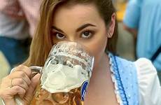 oktoberfest bière german femme biere dirndl fête munich boire admitad