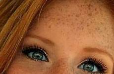 freckles redheads woman beaux yeux freckle redhair rousse heads courts visage visages amzn