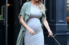 pregnant maternity pregnancy teigen chrissy dress style fashion tight chic stylish wearing kardashian kim clothes while baby bump woman fashionable