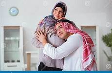 arabische schwangeren erwartet familie moslemische bambino famiglia moglie incinta musulmana araba prevede araber