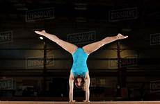 handstand split gymnast dissolve d984 photoalto