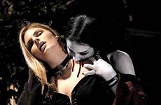 vampires victorian bites lust obsession obsessed dracula feeding kissing coven bite freddy krueger vamp cosplay vampiros mundi mapa unholy submundo