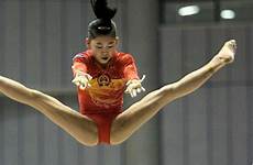 chinese gymnasts age under gymnastics china 2008 sports olympics records women underage kids say may cheats olympic her athletes list