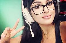 sssniperwolf videos wolf sniper sexy omegle instagram funny glasses cute google gaming superfame girls happened offer got adult next playing