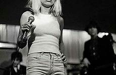 debbie harry blondie 1978 stage style francisco san larry without schorr 1977 70s glamming circa mabuhay em live joan jett