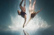 underwater nudi freeman corpi floating uomini sott sospesi corpos spectacle keblog ipnotici passions flutuantes ignant