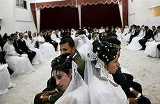 egypt marriage young marry egyptians islamic stifled times cannot charity dozens paid helping wed couples fall many hand last fervor