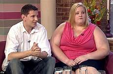 boyfriend obese girl woman guy dating her weighs weight than 25st anorexic who 11st told lose dead double ew true