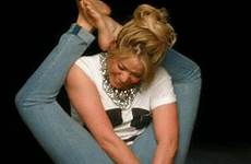 shakira flexibility giphy gymnastics sheldon rihanna gifer contortionist