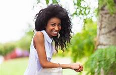 mensen openluchtportret meisje tiener afrikaanse africana adolescente nera ragazza aperto ritratto retrato muchacha schwarzen porträt jugendlichen afrikanische