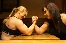 armwrestling vs muscle women barbora renáta