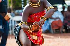 ghanaian dances entertain