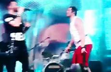 ovechkin alex boy gif dance does white moscow onstage concert during video