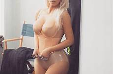 kim kardashian sexy topless hot nude naked nudes instagram foto big porno tits kimkardashian leaked celeb celebrity fitting tv her