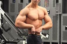 bodybuilder years ryan bodybuilding old weight training texas year heavy sets some has beginning worlds workout include both so
