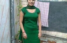 desi salwar girls tight punjabi suit ass indian school punjab beautiful kudiyan sexy xxx babes cloth simple diyan green delhi