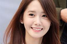 yoona snsd kpop beauty feminina asiático she