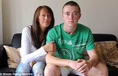 mother son his private mugger who tried beats wielding steal knife army beret sons job off hero before proud fought