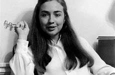 hillary clinton hilary young rodham family should 1969 she 1960s npr know things ivy league life her early nude ass
