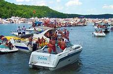 cove party lake ozarks ozark boats mo coves boat missouri day water labor happened weekend america boatplanet