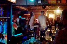 sex nightclub couple bar russia cen cheer staff