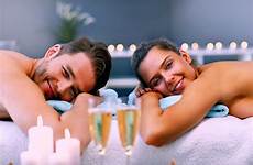couples massages naturheilpraxis spa weyers valentine bodensee perfekte paare auszeit smiling lovely