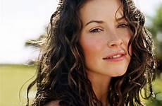 evangeline lilly liv tyler 2010 sister friends may