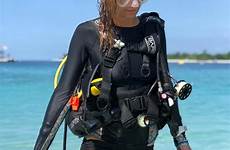 diving scuba wetsuit extremely snorkeling tauchen