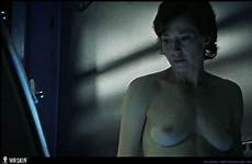 carrie coon nudity