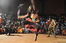 sabar senegal folkloriques manifestations louga interdiction danza