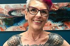 tattoo chest mastectomy woman scars body independent gets cover she sue