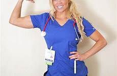 nurse lauren drain hottest woman selfies world florida dubbed cardiac her too regularly theatres operating charge intensive gruelling acting units