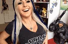 jessica nigri gif gifs big sexy imgur boobs girls sensational chick ladies cleavage tits those eyes their but hot giphy