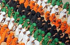 muslims muslim islam hindutva politics hindu 2030 musalman aggressive react aatmanirbhar quartz amit