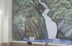 tokyo japan bathing bathhouses public bathhouse onsen sento etiquette tap behave foreigners ensure look they but
