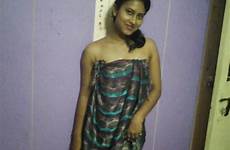 girls desi naked nude sri lankan ex school gf kello girlfriend pic hot fuck sex sexy indian porno