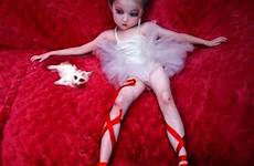 doll dolls japanese girl children eerie zhang peng little live child creepy freaky girls photography kids baby dramatic cute animation