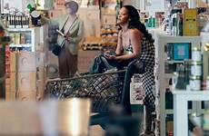 rihanna grocery incredible singer busty shopping while looking thefappeningtop
