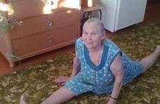 old 80 doing grandma splits years funny russian women fails lady young split meme faxo weird her jokes man hilarious