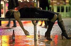 drunk alcohol misled meet