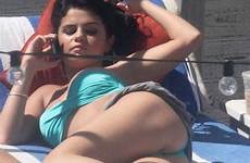 selena upskirt