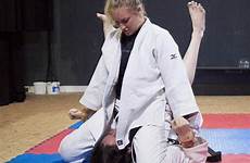 sgpin pulse wrestling fight pins vs female diana fightpulse only video xena twitter fw fighting match judogi