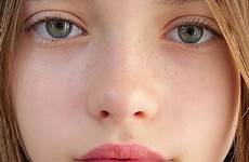 maisie krassel girl lips little freckles pretty eyes instagram bit lovely