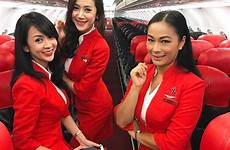 flugbegleiter airlines lav attendant airline sharejunkies racy tried afkomstig aviationap