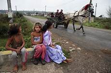 gypsy poor poverty romani young villages horses struggle imgfave